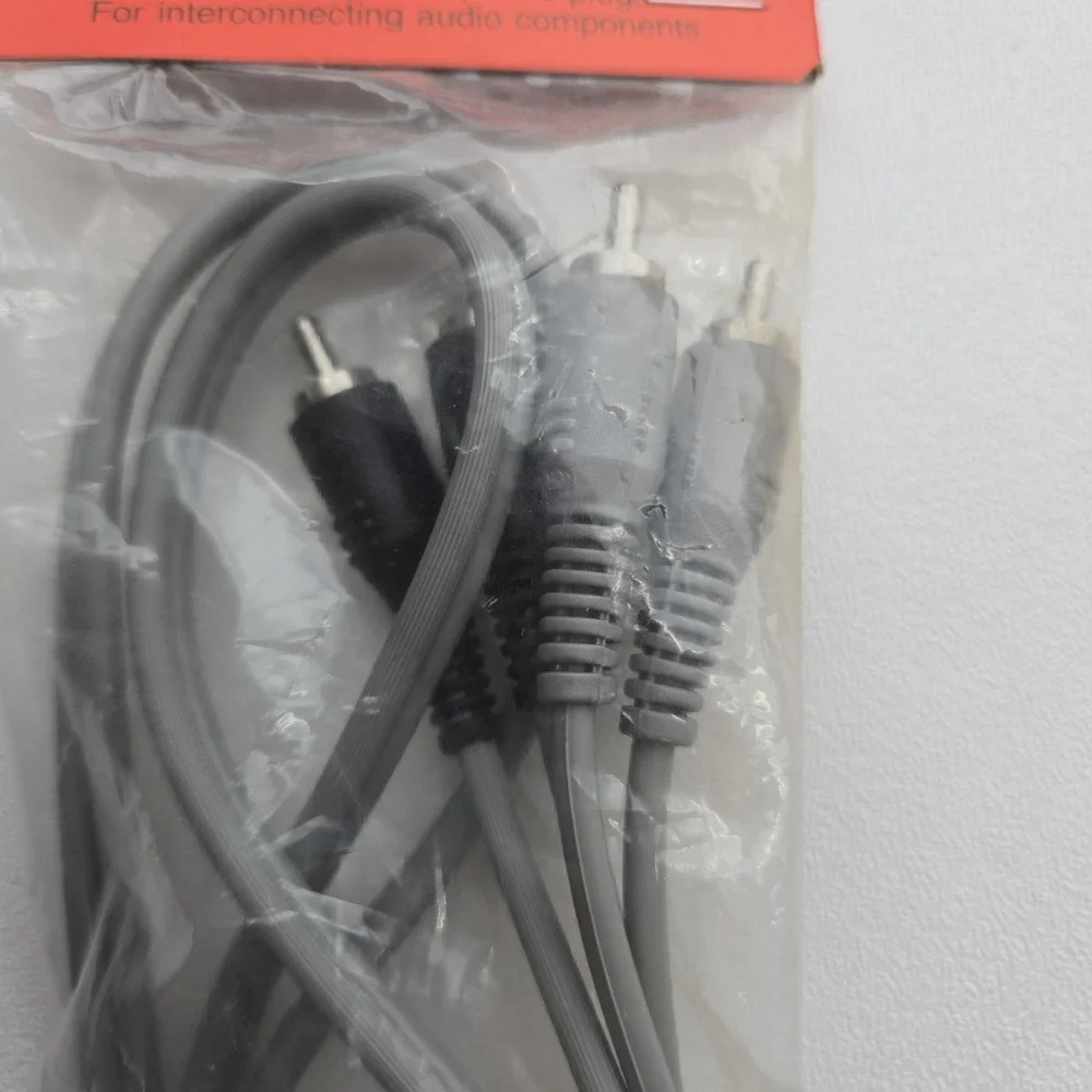 Vintage Radio Shack Realistic 42-2351A 3 Ft RCA Audio Patch Cable NOS Sealed New